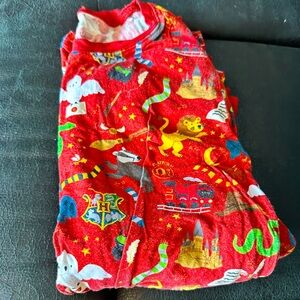 Little Sleepies Harry Potter 2 Piece. Hard to find print. Like new.